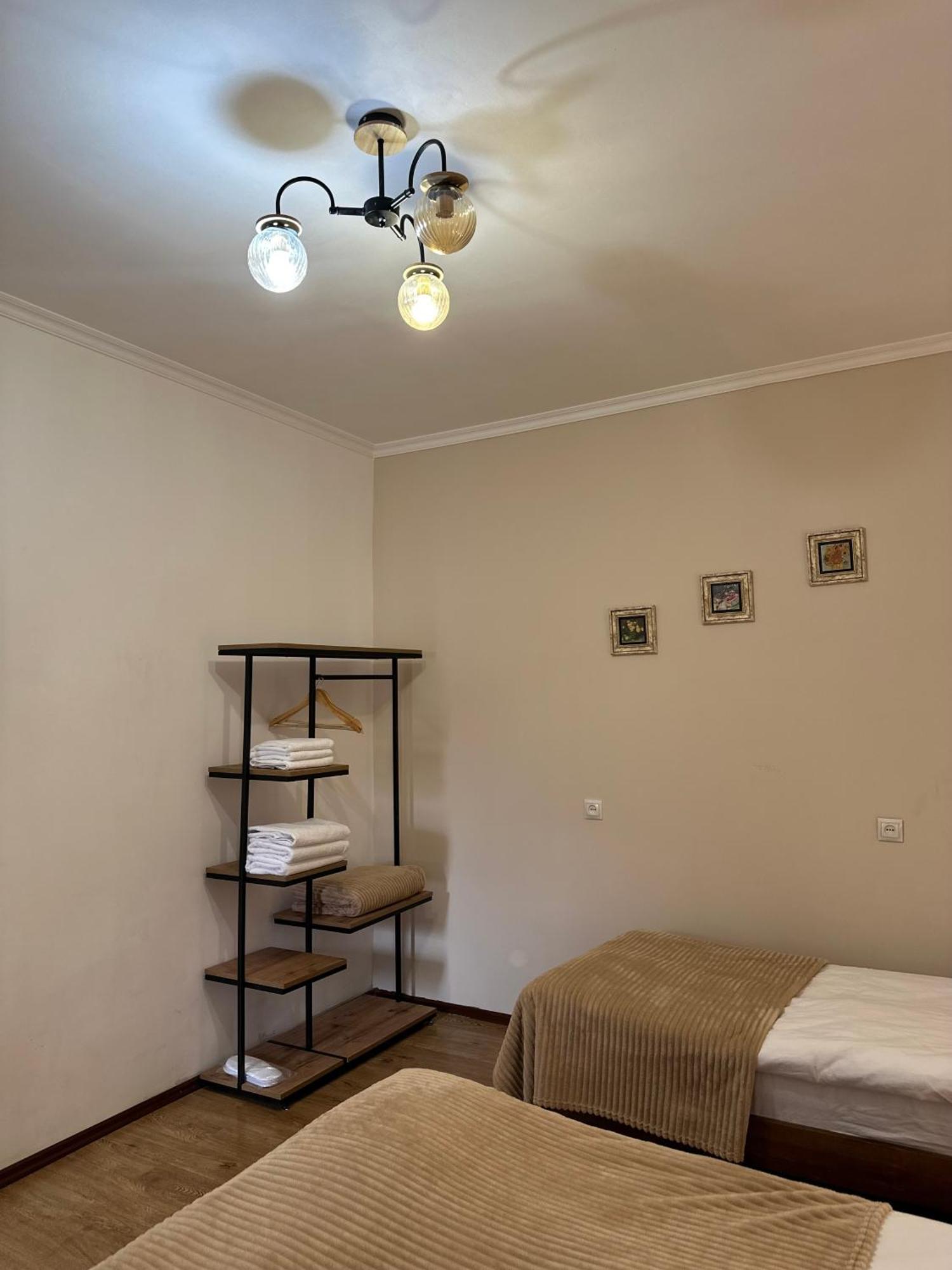 Meshia Apartment Kazbegi Ngoại thất bức ảnh